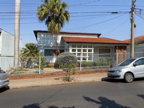 Casa Venda Centro em Jaú